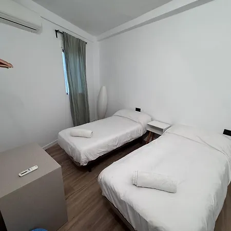 Md Nocleg ze śniadaniem *